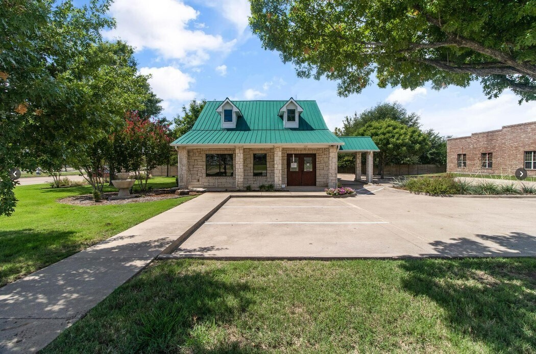 100 Professional Pl, Waxahachie, TX for sale Building Photo- Image 1 of 1
