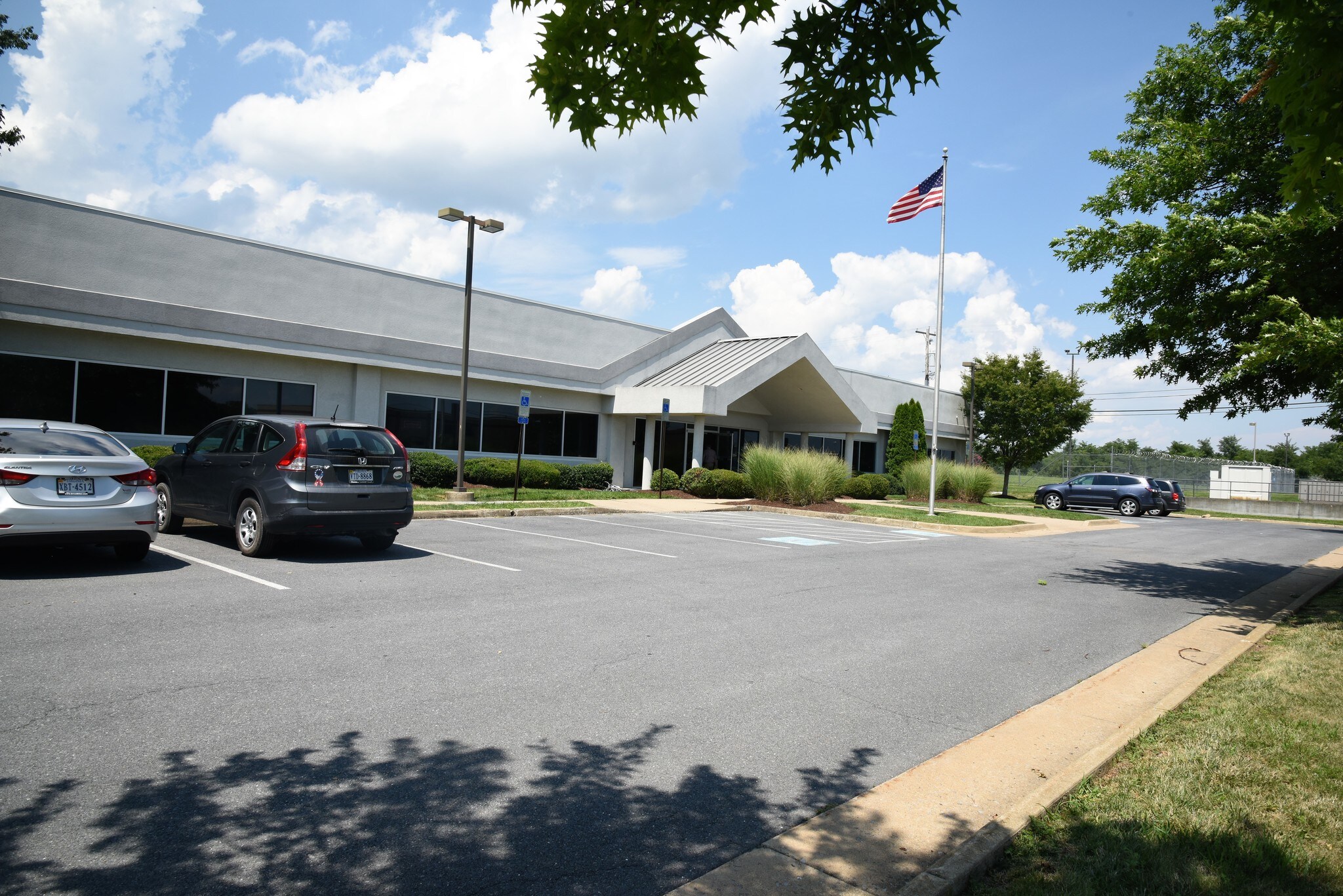100-120 Dawson Dr, Winchester, VA for sale Building Photo- Image 1 of 1