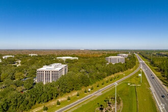 8800 Grand Oak Cir, Tampa, FL - aerial  map view