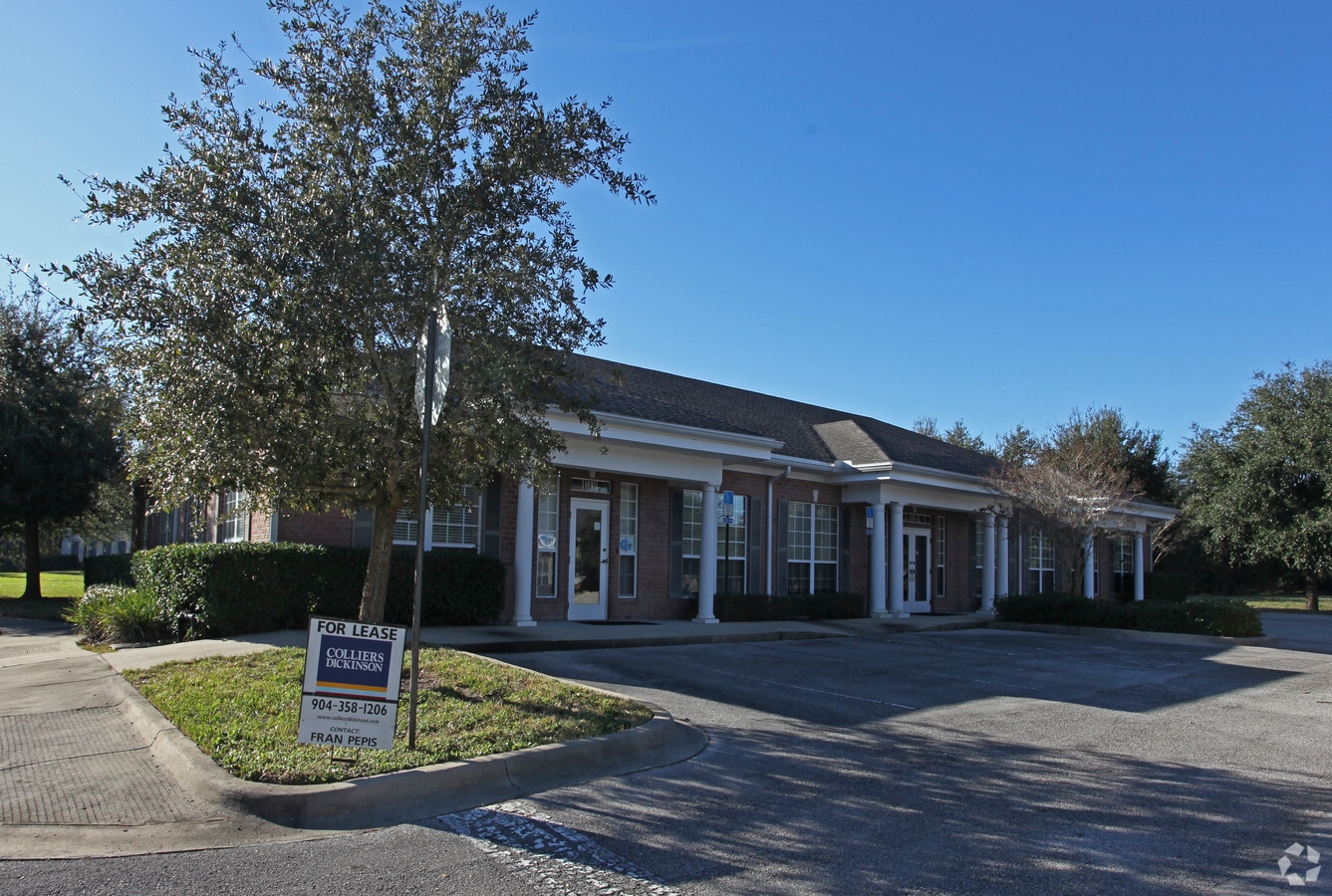 6816 Southpoint Pky Jacksonville - 6816 Southpoint Pky Jacksonville FL Primary Photo 1 HighDefinition 