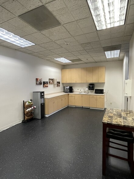 2580 N 1st St, San Jose, CA for lease - Interior Photo - Image 2 of 9