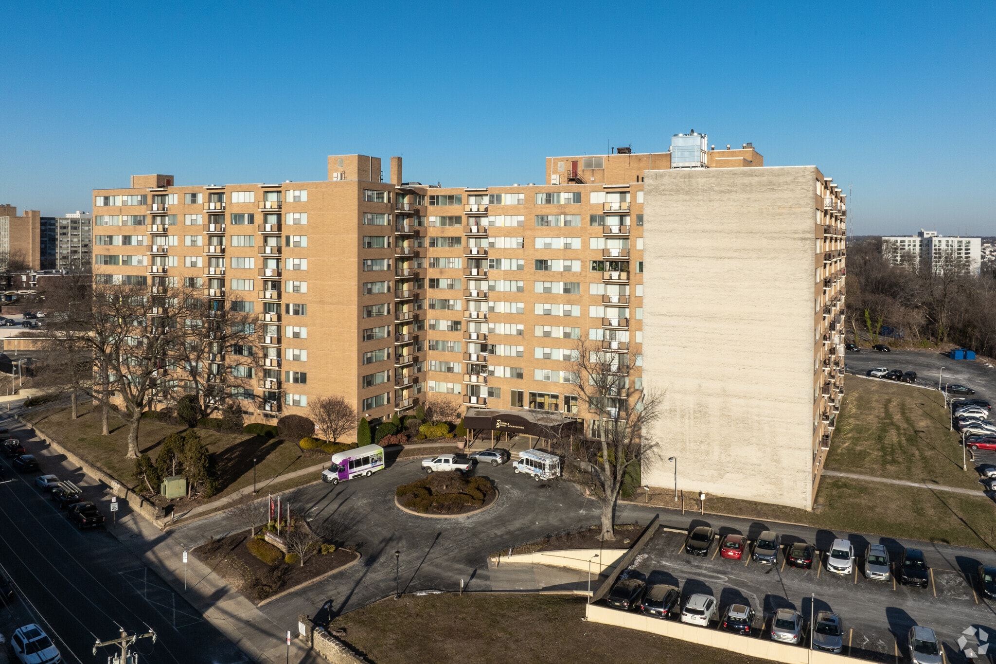 3701 Conshohocken Ave, Philadelphia, PA for lease Primary Photo- Image 1 of 38