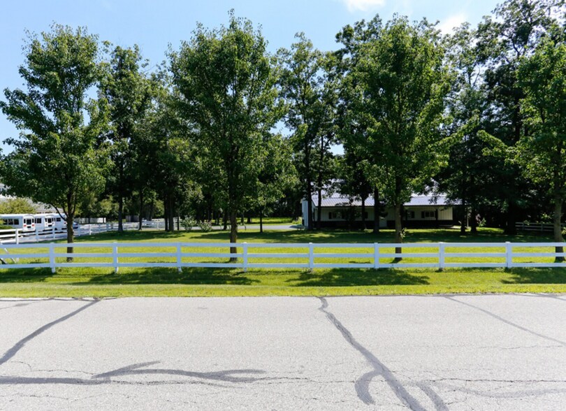 17650 Echo Dr, Marysville, OH for sale - Building Photo - Image 2 of 2