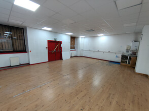 93 Commercial St, Dundee for lease Interior Photo- Image 2 of 5