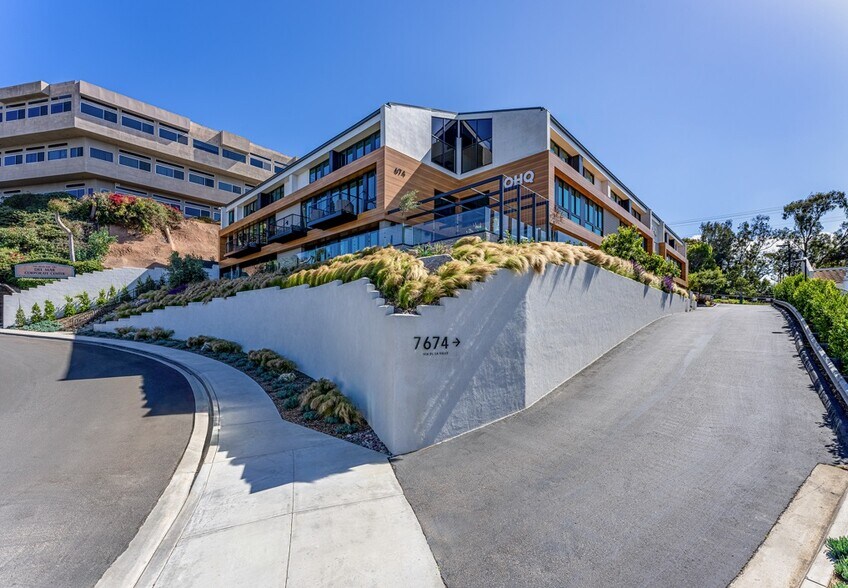 674 Via de la Valle, Solana Beach, CA for lease - Primary Photo - Image 1 of 6