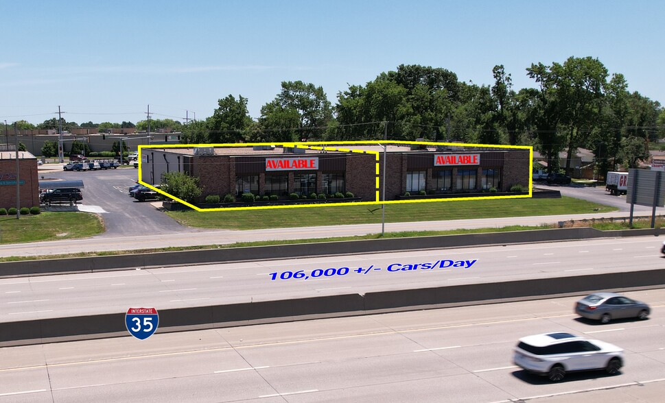 9050 Quivira Rd, Lenexa, KS for lease - Building Photo - Image 1 of 5