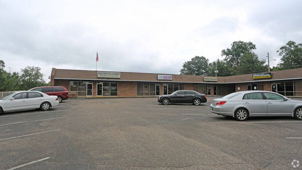 501 Quintard Ave, Anniston, AL for lease - Building Photo - Image 2 of 3