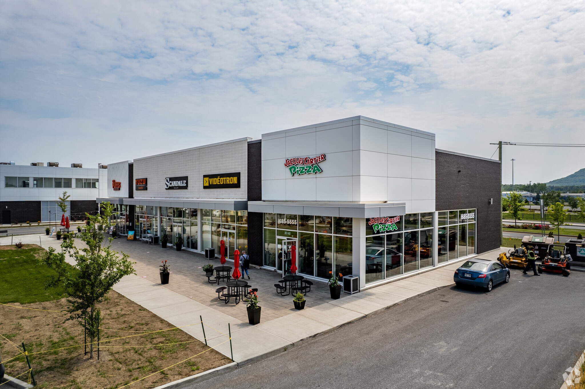 143 Boul Armand-Frappier, Sainte-julie, QC for lease Building Photo- Image 1 of 6