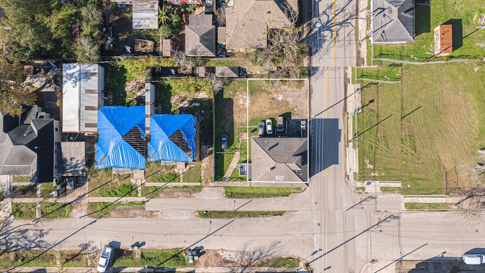 1310 Lorraine St, Houston, TX for sale - Building Photo - Image 3 of 10