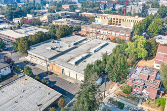 1011 SE Oak St, Portland, OR - aerial  map view - Image1