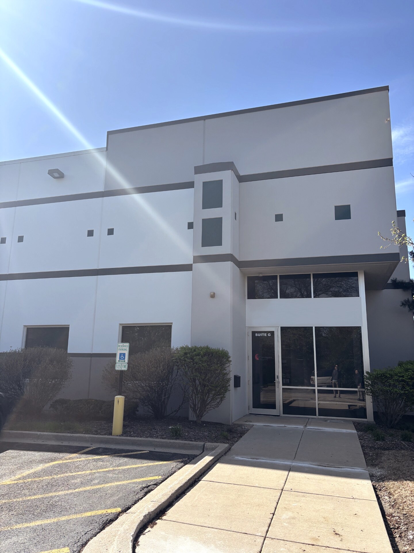 594 Territorial Dr, Bolingbrook, IL for lease Building Photo- Image 1 of 4