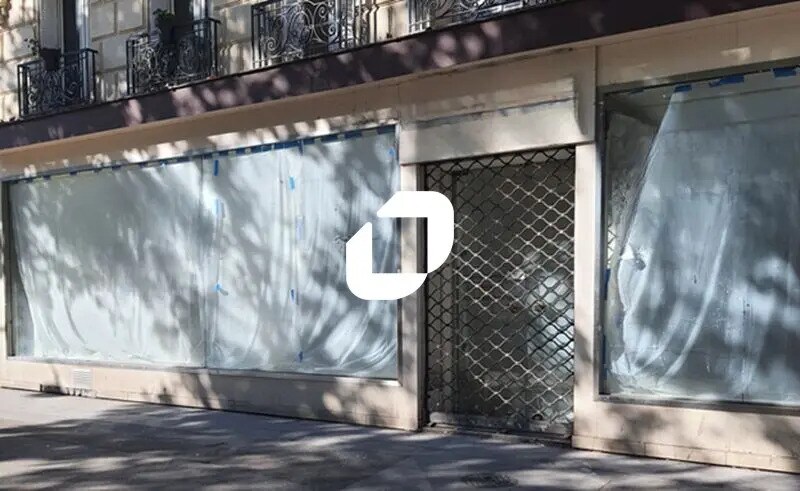 Retail in Paris for lease Building Photo- Image 1 of 6
