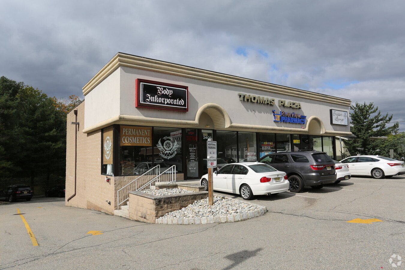 2405 Hamburg Tpke, Wayne, NJ 07470