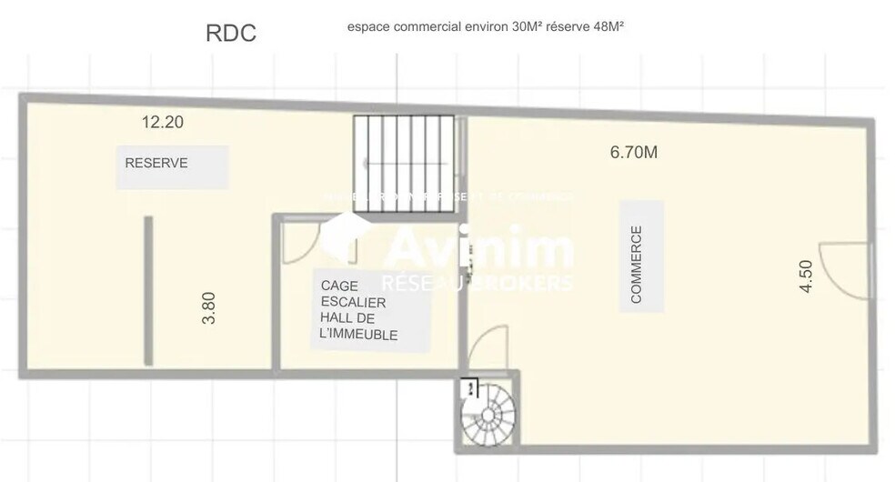 Retail in Pau for lease - Building Photo - Image 2 of 3