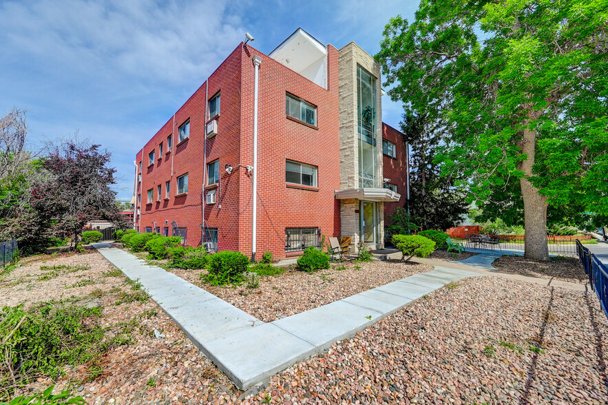 1695 Clinton St, Aurora, CO for sale - Building Photo - Image 1 of 1