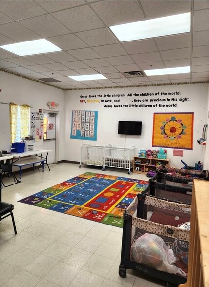 1500 S 8th St, Camden, NJ for lease - Aerial - Image 1 of 3