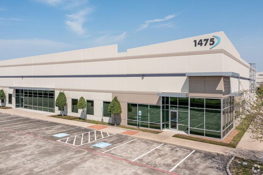 1475 E Sam Houston Pky S, Pasadena, TX for sale - Primary Photo - Image 1 of 1