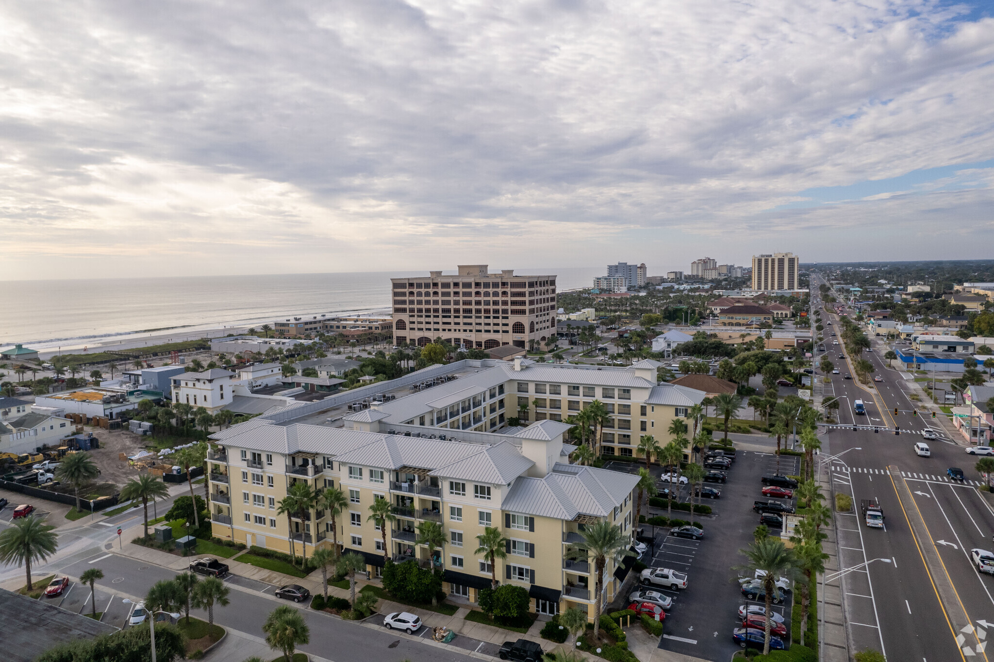 525 3rd St N, Jacksonville Beach, FL 32250 - Gates at Pier Point | LoopNet