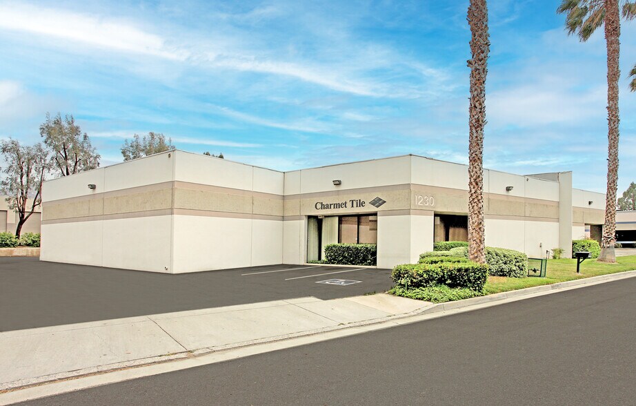 1230 Dodson Way, Riverside, CA for lease - Building Photo - Image 1 of 1