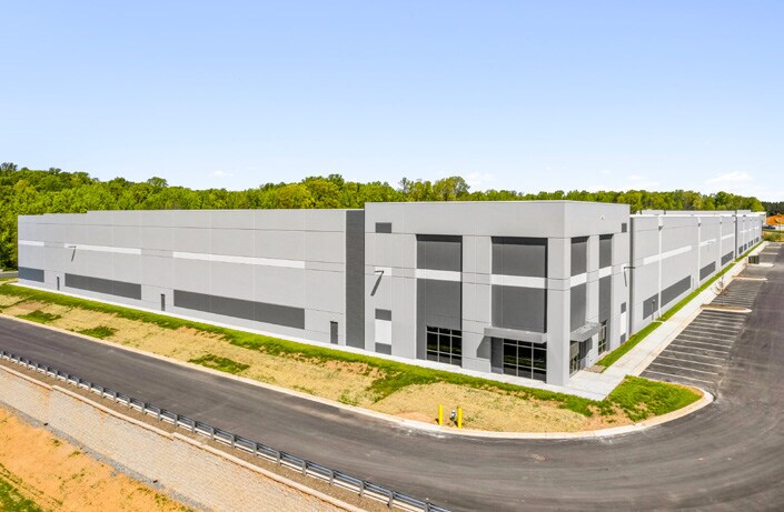 3618 McConnell Rd, Greensboro, NC for lease - Building Photo - Image 2 of 7