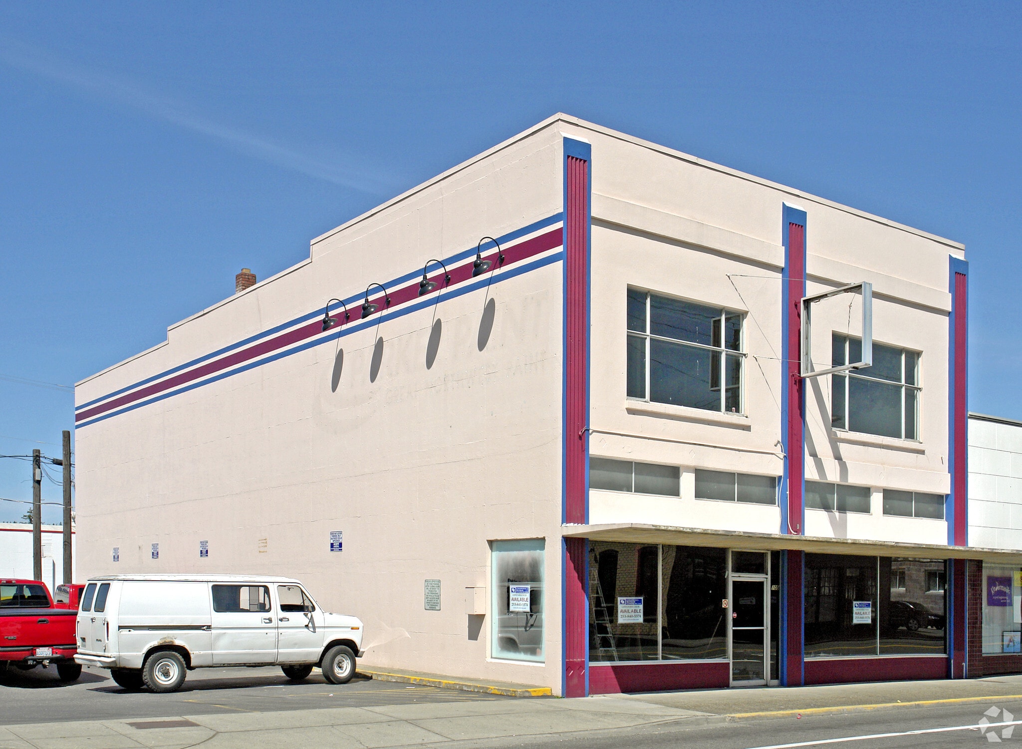 105 E Stewart Ave, Puyallup, WA for sale Primary Photo- Image 1 of 1