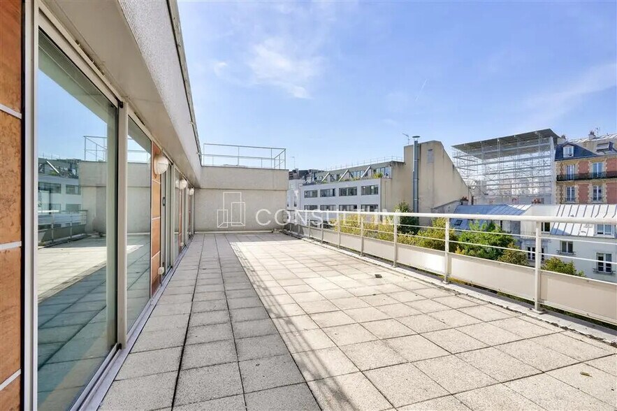 Office in Boulogne-Billancourt for lease - Building Photo - Image 3 of 9