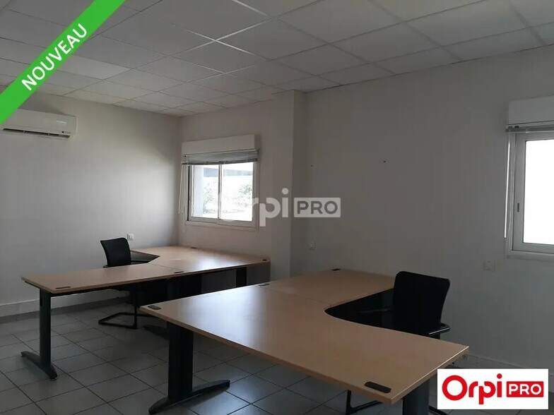 Office in Valence for lease - Interior Photo - Image 1 of 8