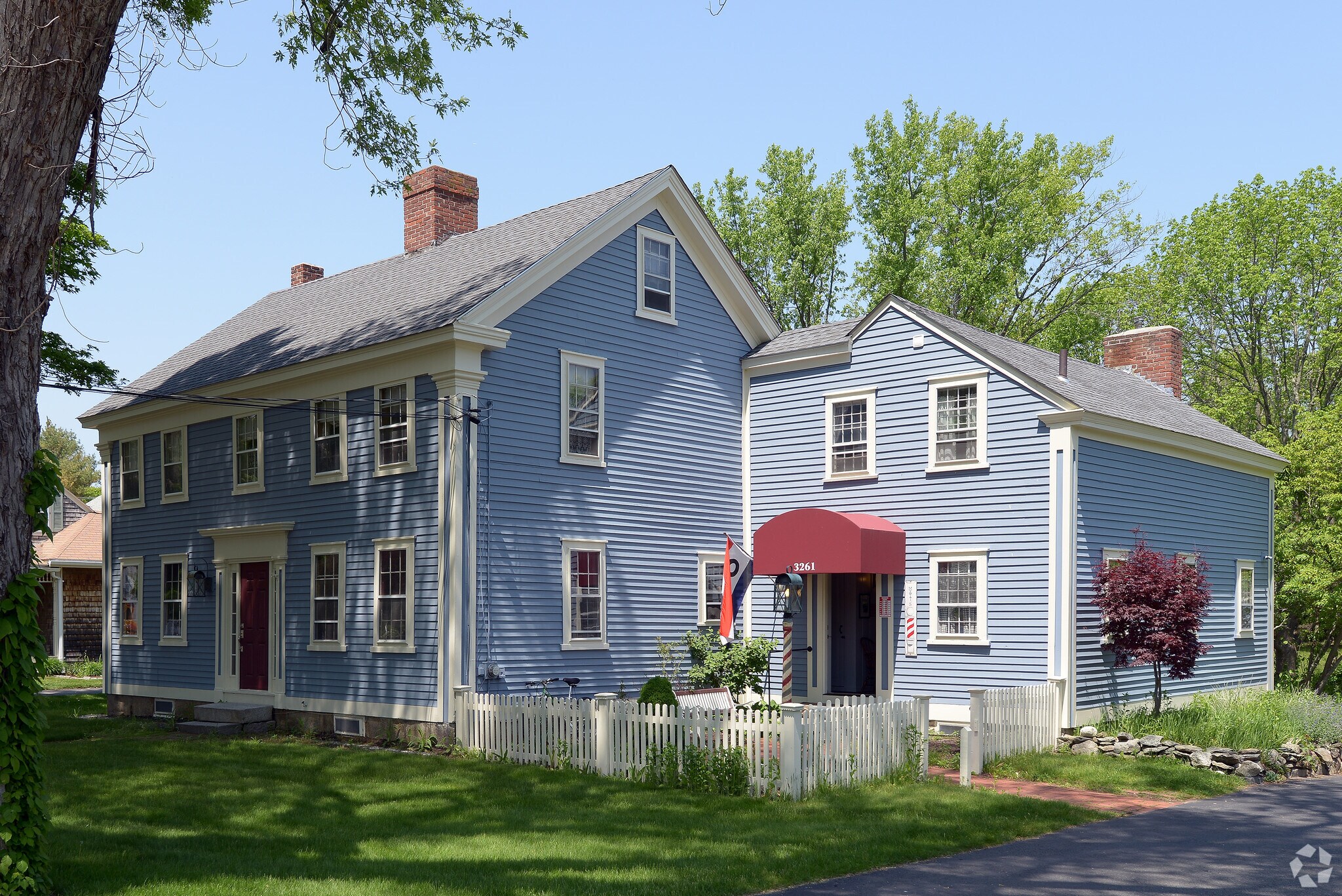3261 Mendon Rd, Cumberland, RI for sale Primary Photo- Image 1 of 1