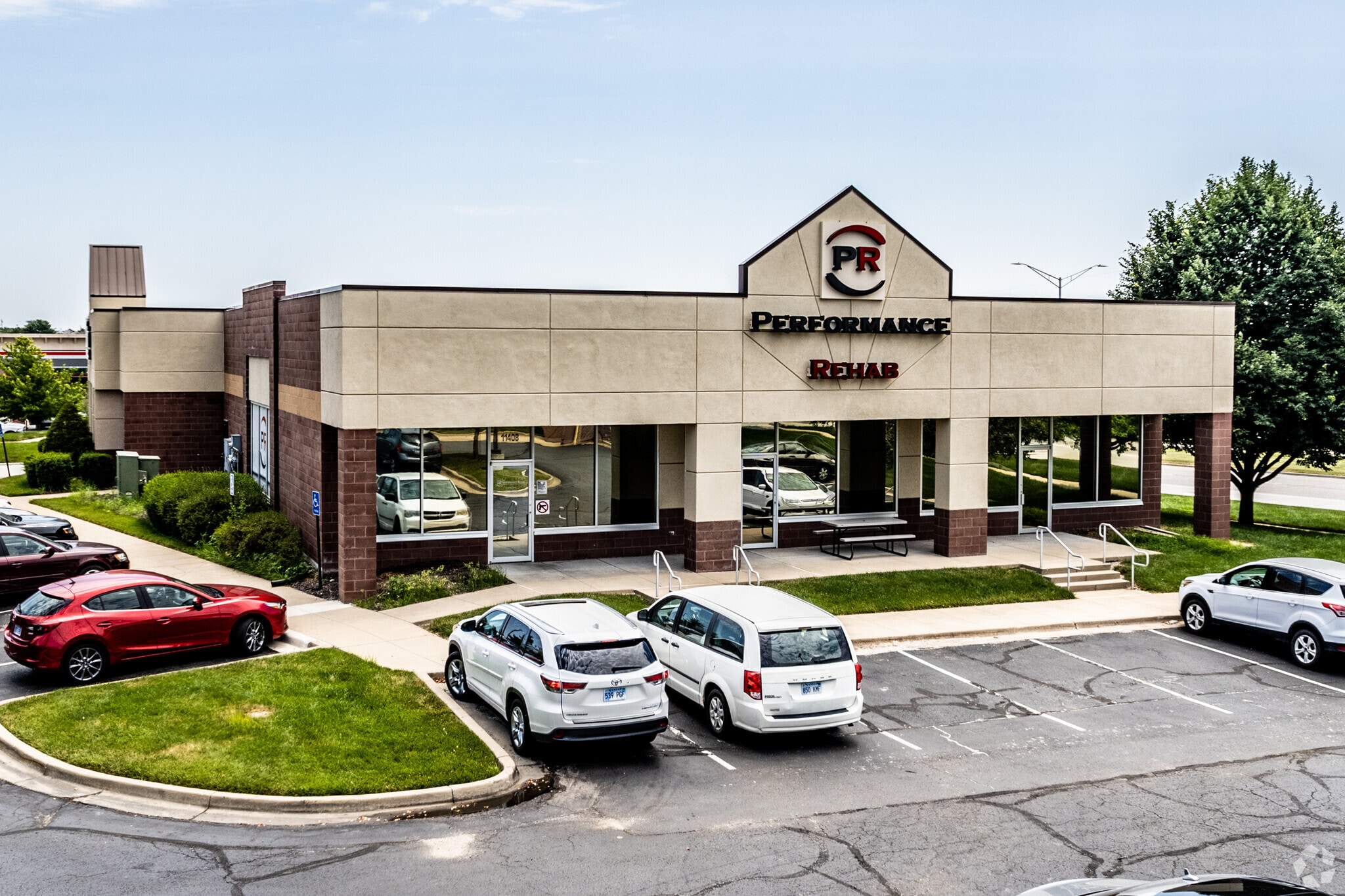 11400-11408 W 135th St, Overland Park, KS for sale Primary Photo- Image 1 of 1