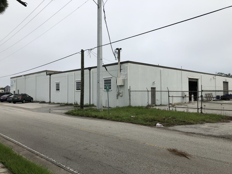 150 N Wilson Ave, Cocoa, FL for sale - Primary Photo - Image 1 of 1