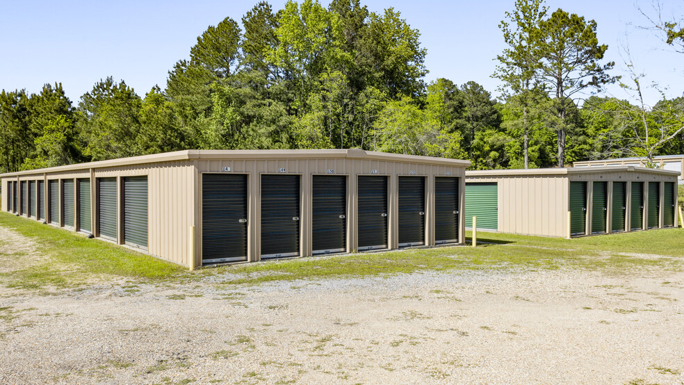 117 Eastview Dr, Laurel, MS for sale - Building Photo - Image 2 of 3