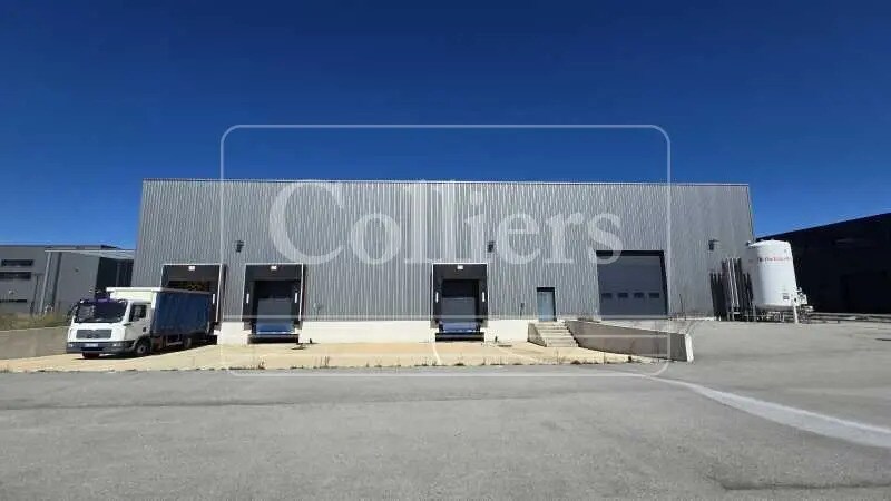 Flex in Meyreuil for sale Building Photo- Image 1 of 12