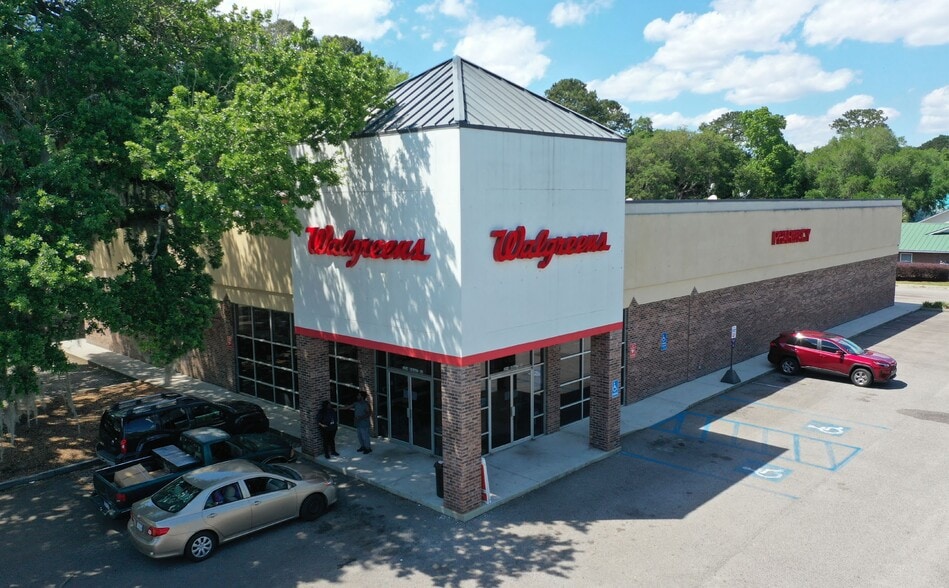 1294 Ribaut Rd, Beaufort, SC for sale - Building Photo - Image 1 of 1