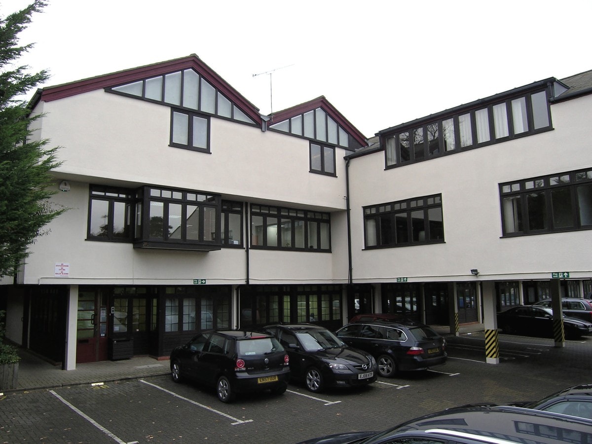 Conduit Ln, Hoddesdon, EN11 8EP