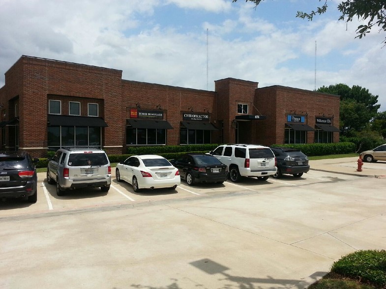 878 S Denton Tap Rd, Coppell, TX for lease - Primary Photo - Image 1 of 12