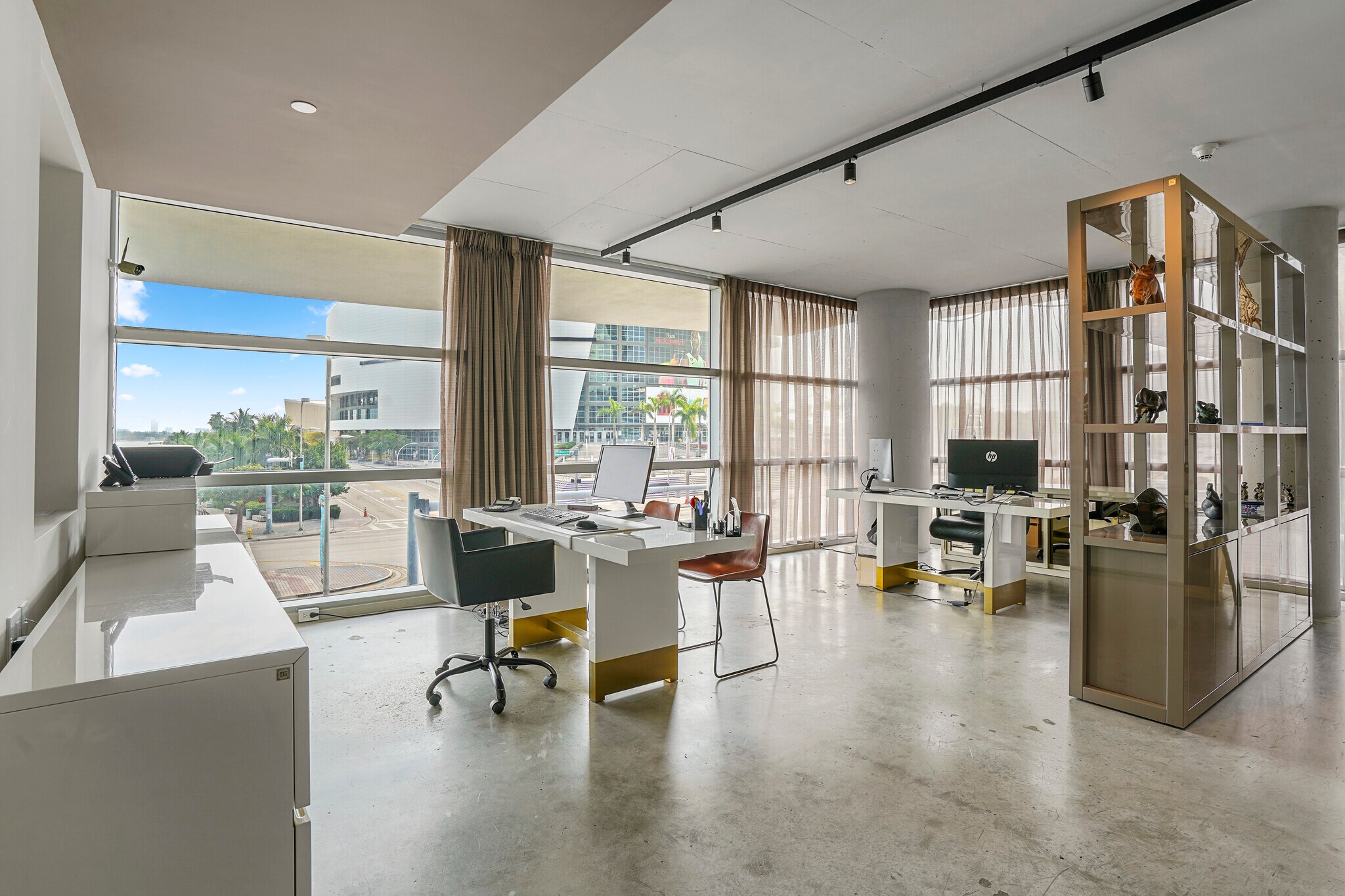 888 Biscayne Blvd, Miami, FL for lease Interior Photo- Image 1 of 32