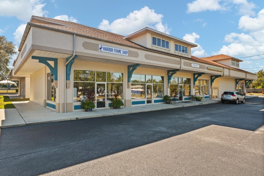 1480-1492 Alternate 19, Palm Harbor, FL for sale - Building Photo - Image 3 of 17