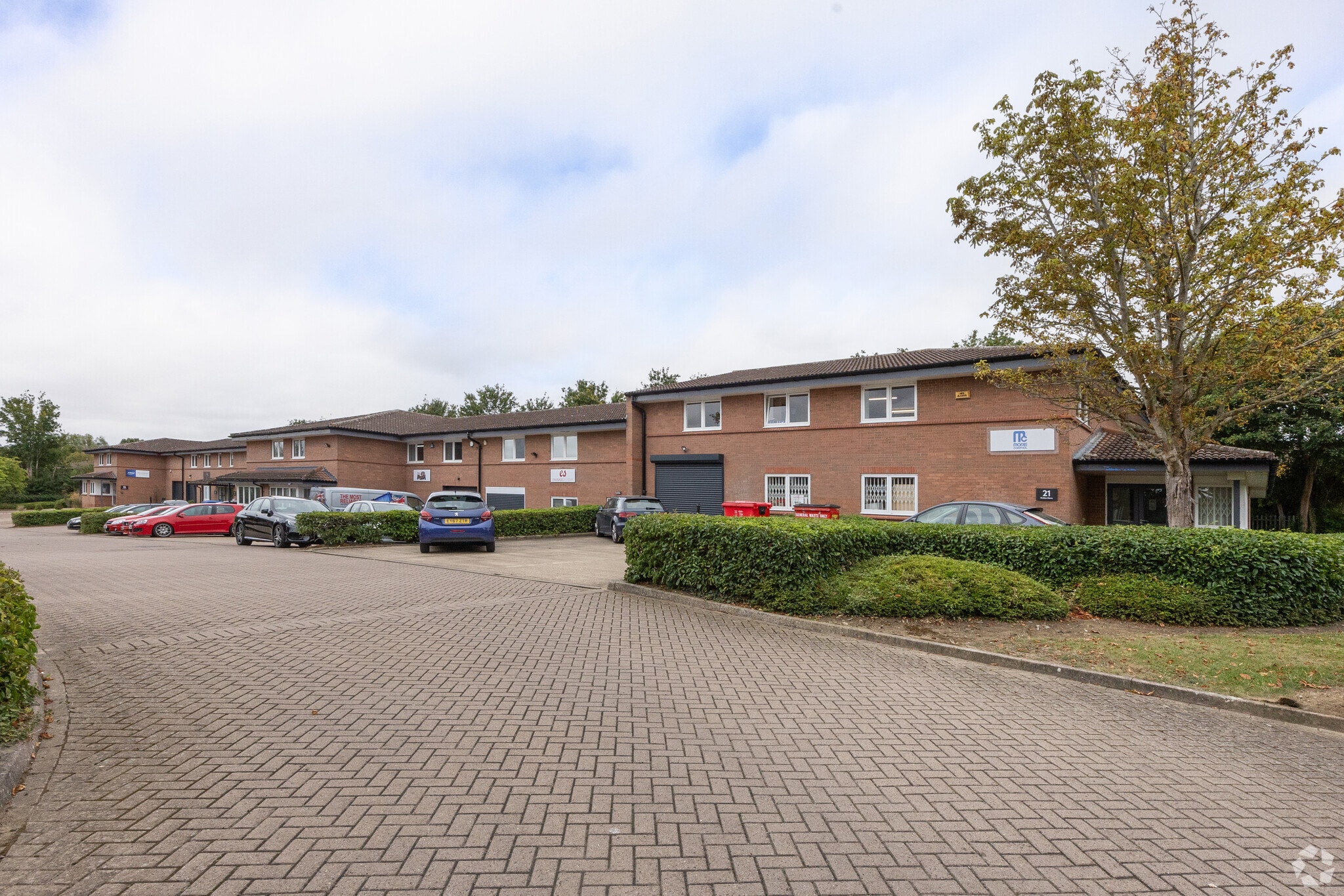 15-21 Drakes Mews, Milton Keynes for sale Primary Photo- Image 1 of 1