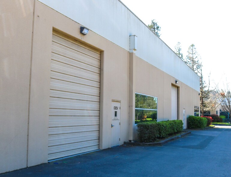 1455 N McDowell Blvd, Petaluma, CA for lease - Building Photo - Image 2 of 6