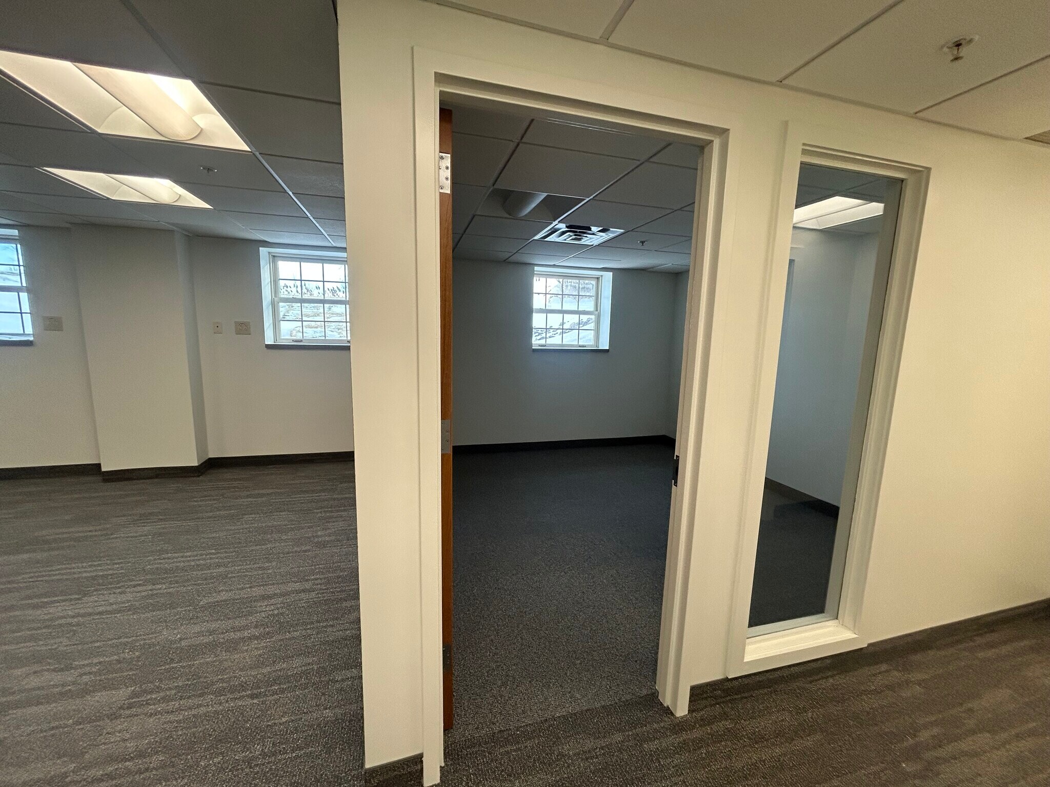 75 Thruway Park Dr, West Henrietta, NY for lease Interior Photo- Image 1 of 9