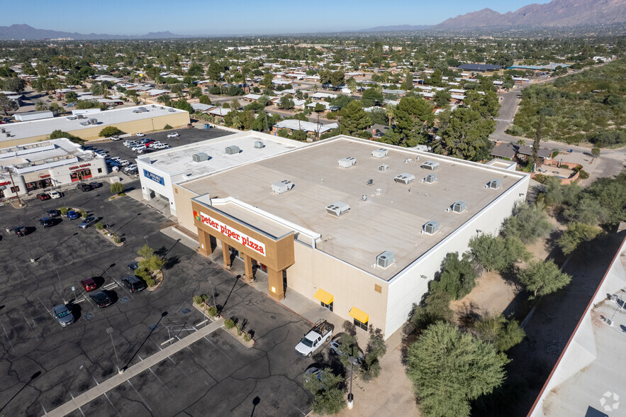 5925 E Broadway Blvd, Tucson, AZ for lease - Aerial - Image 2 of 6