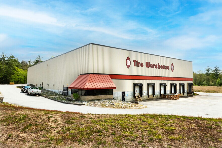 1042-1050 W Swanzey Rd, Swanzey, NH for sale - Building Photo - Image 1 of 1