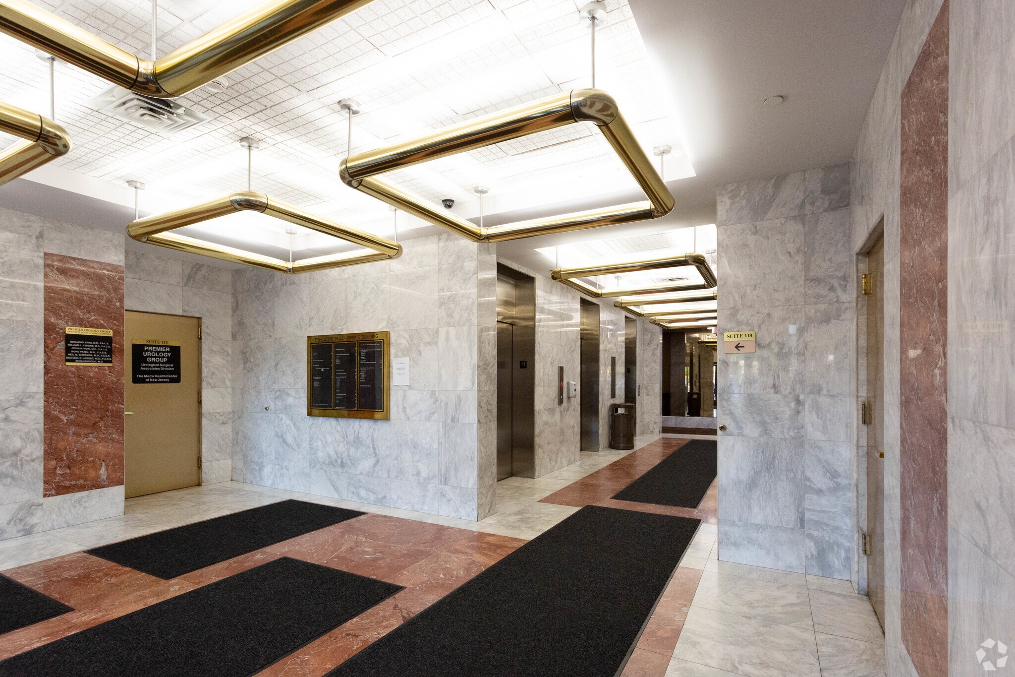 10 Parsonage Rd, Edison, NJ 08837 Executive Plaza