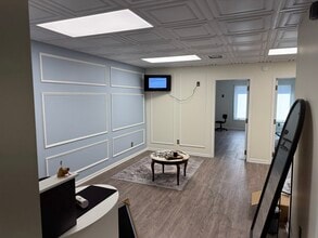 623 W Union Blvd, Bethlehem, PA for lease Interior Photo- Image 1 of 24