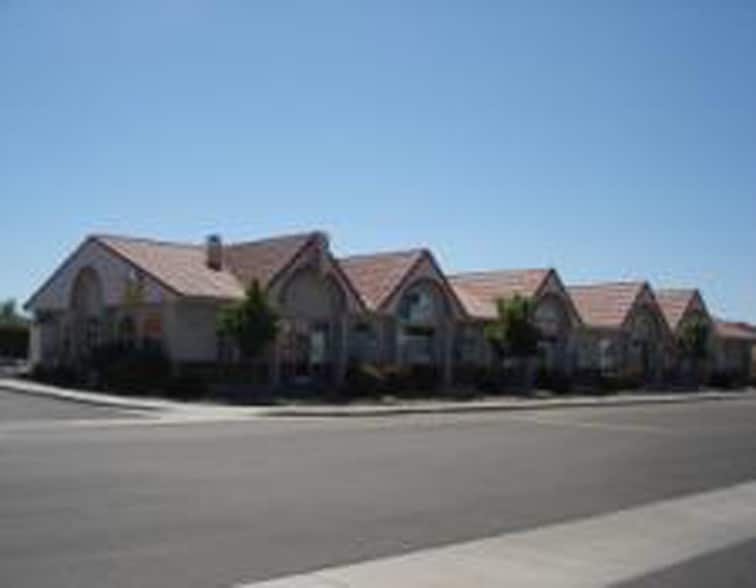 725 Basque Way, Carson City, NV for lease - Primary Photo - Image 3 of 3