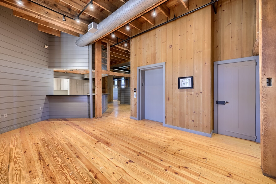 709 Hartman Station Rd, Lancaster, PA for lease - Interior Photo - Image 3 of 28