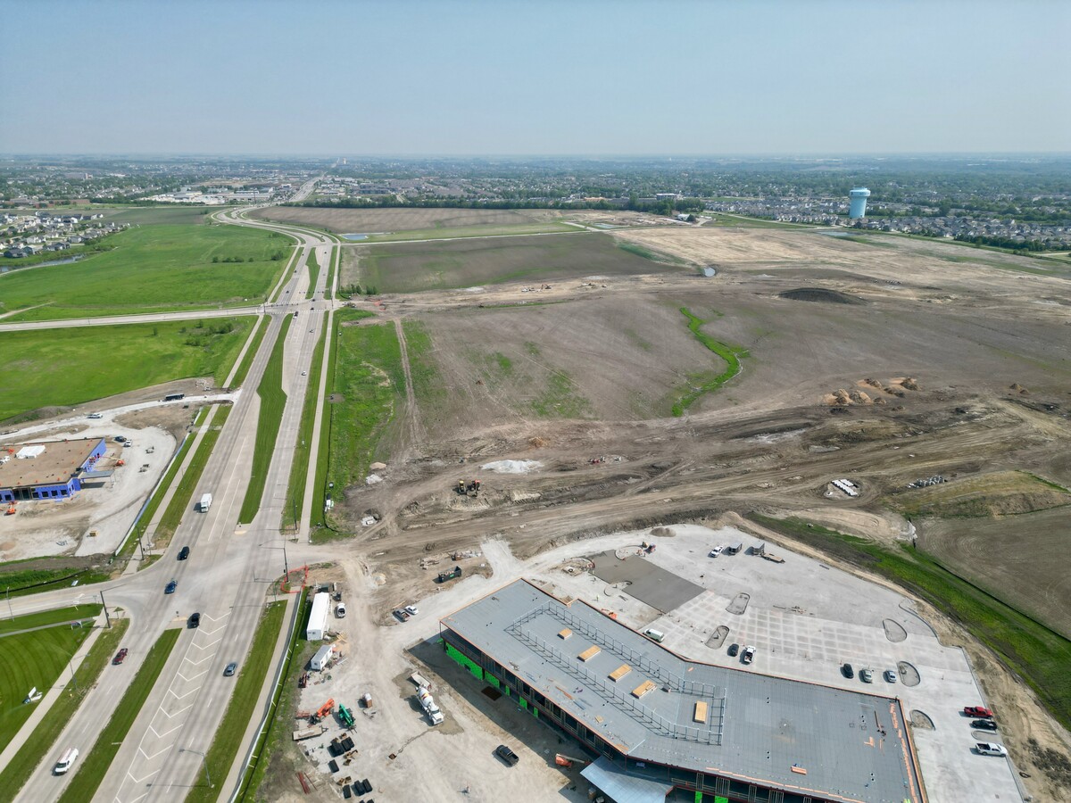 SE Tallgrass Lane & Grand Prairie Pkwy, Waukee, IA 50263 | LoopNet