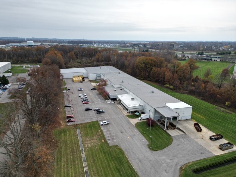 116 Enterprise Dr, Hebron, OH for sale - Building Photo - Image 2 of 8