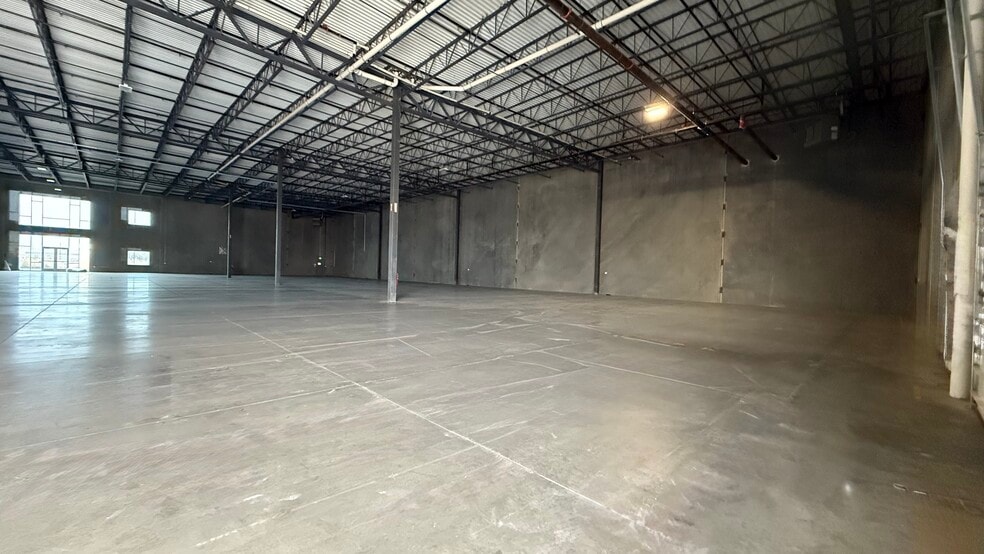 3195 W Professional Cir, Salt Lake City, UT for lease - Building Photo - Image 3 of 12