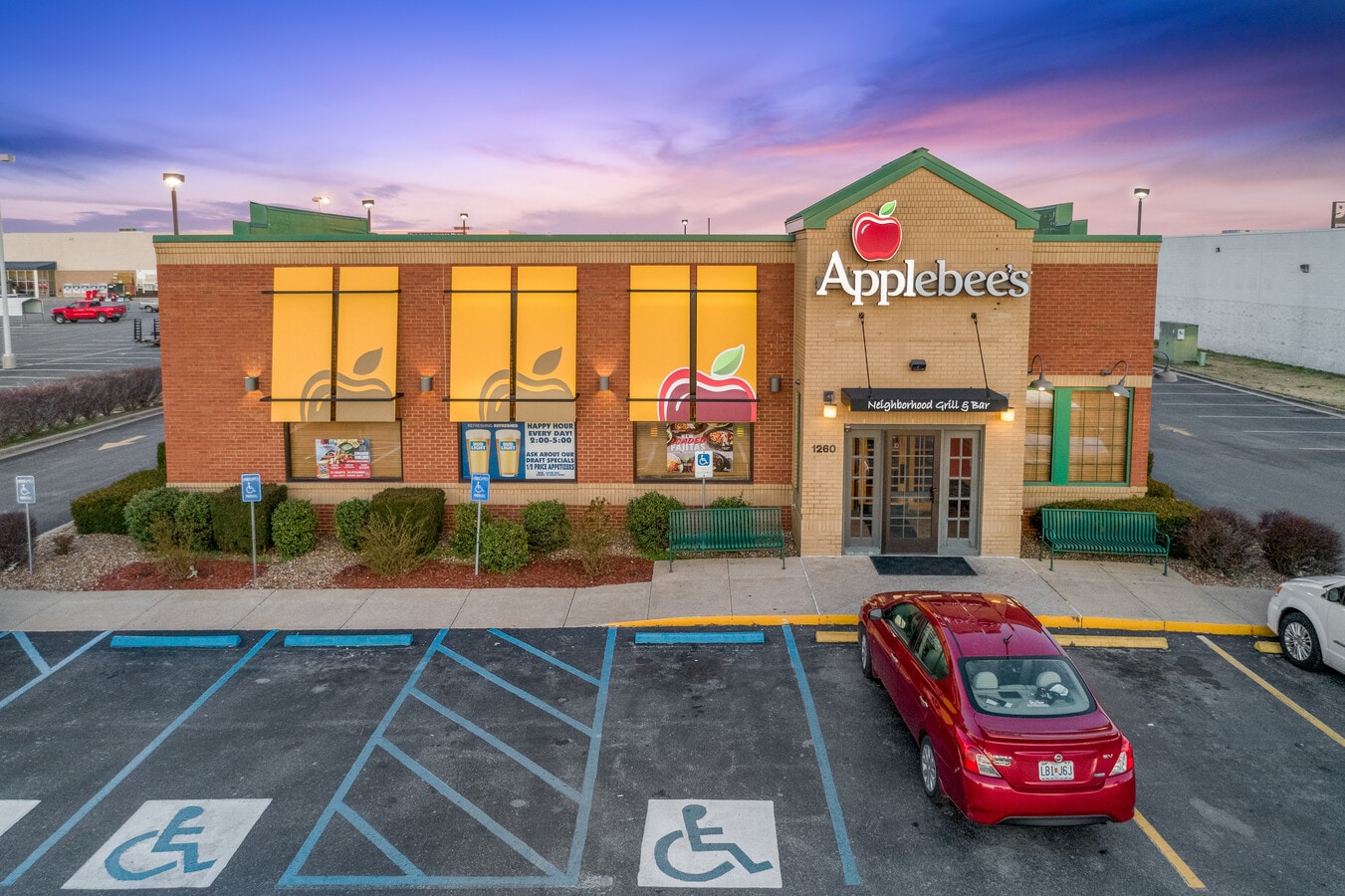 1260 S Main St, Sikeston, MO 63801